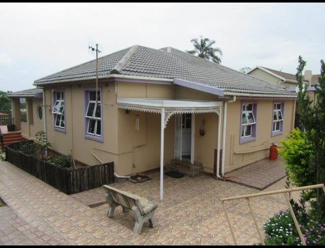 4 BEDROOM FREESTANDING SOLD IN SHERWOOD
